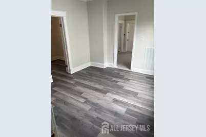 331 Somerset Street, New Brunswick, NJ 08901 - Photo 4