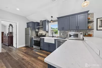 528 Ridgeway Avenue, South Amboy, NJ 08879 - Photo 10