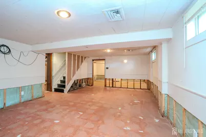 [Address not provided], Piscataway Township, NJ 08854 - Photo 28