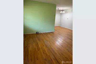 [Address not provided], Iselin, NJ 08830 - Photo 2