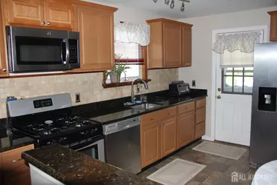79 Lafayette Street, Milltown, NJ 08850 - Photo 8