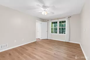 5101 Stonehedge Rd, Edison, NJ 08820 - Photo 16