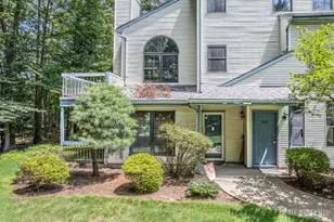5101 Stonehedge Rd, Edison, NJ 08820 - Photo 2