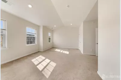 1423 Hudson Circle #1423, Highland Park, NJ 08904 - Photo 16