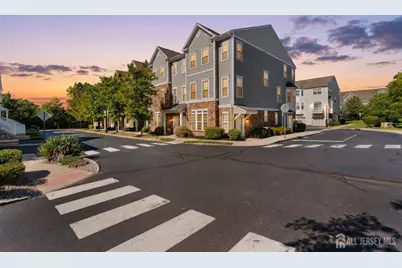 1423 Hudson Circle #1423, Highland Park, NJ 08904 - Photo 4