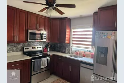 329 Ford Ave Avenue, Fords, NJ 08863 - Photo 10
