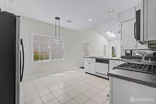 17 Umberland Pl, Monroe Township, NJ 08831 - Photo 16