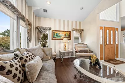 8 Sherwood Drive, Monroe Township, NJ 08831 - Photo 6