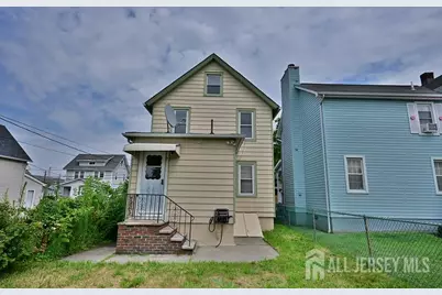 43 Christopher Street, Carteret, NJ 07008 - Photo 2