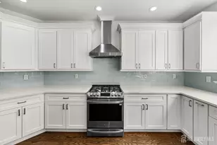 55 Lambiance Ct, Highland Park, NJ 08904 - Photo 10