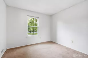 334 Lancaster Ct, Piscataway Township, NJ 08854 - Photo 12