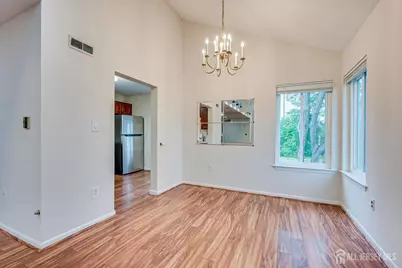 2 Farnham Square, Sayreville, NJ 08859 - Photo 10