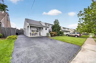 16 Birch St, Carteret, NJ 07008 - Photo 2