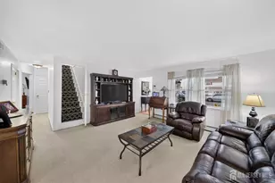 16 Birch St, Carteret, NJ 07008 - Photo 6