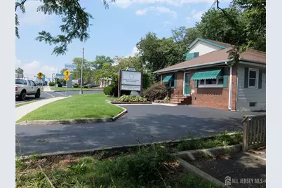 1076 State 18 Route, East Brunswick Township, NJ 08816 - Photo 2