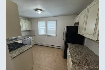 104 S Hyde Avenue #2, Iselin, NJ 08830 - Photo 2