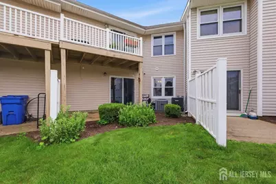 94 Woodmere Drive, Sayreville, NJ 08859 - Photo 14