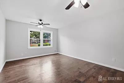 94 Woodmere Drive, Sayreville, NJ 08859 - Photo 18