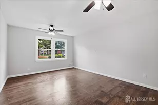 94 Woodmere Dr, Sayreville, NJ 08859 - Photo 18