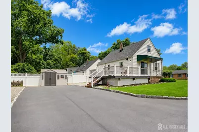 123 Lake View Boulevard, Edison, NJ 08817 - Photo 4