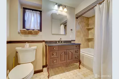 123 Lake View Boulevard, Edison, NJ 08817 - Photo 14