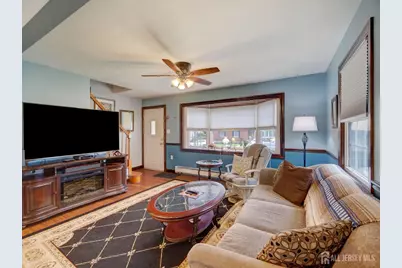 123 Lake View Boulevard, Edison, NJ 08817 - Photo 10