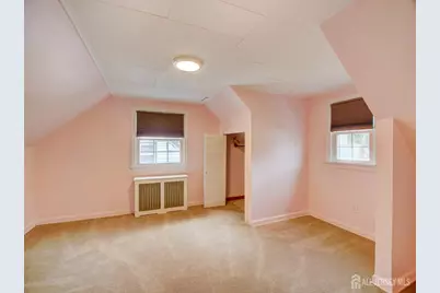123 Lake View Boulevard, Edison, NJ 08817 - Photo 24