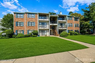 341 Danbury Lane, East Brunswick Township, NJ 08816 - Photo 2