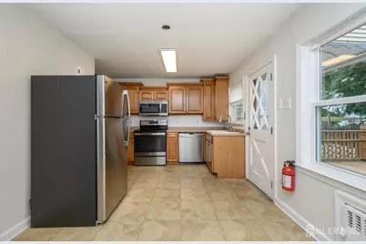 [Address not provided], Union Township, NJ 07083 - Photo 10