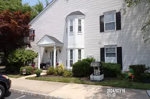 401 Harvest Ln, South Brunswick Township, NJ 08852 - Photo 1