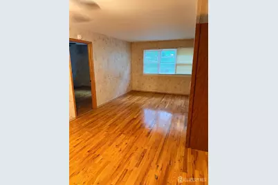 192 College Drive, Edison, NJ 08817 - Photo 2