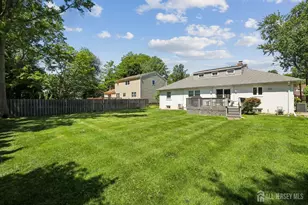207 Stoughton Ave, Cranford Township, NJ 07016 - Photo 4