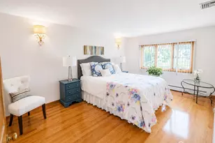41 Edgewood Ave, Colonia, NJ 07067 - Photo 6