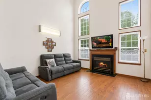 101 Wellington Park Dr, Princeton, NJ 08540 - Photo 6