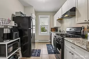 [Address not provided], Woodbridge Township, NJ 07095 - Photo 14