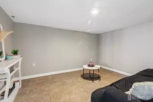 [Address not provided], Woodbridge Township, NJ 07095 - Photo 18