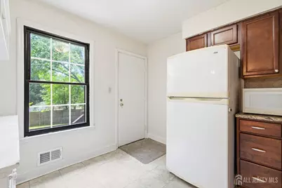 51 Pheasant Run, Edison, NJ 08820 - Photo 10