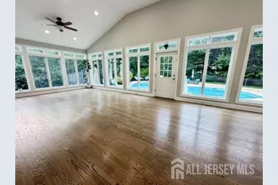 7 Sarah Court, Middlesex, NJ 08852 - Photo 6