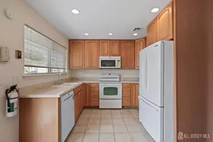 316B Jutland Dr, Monroe Township, NJ 08831 - Photo 12