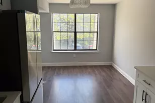1008 Hidden Village Dr, Perth Amboy, NJ 08861 - Photo 8