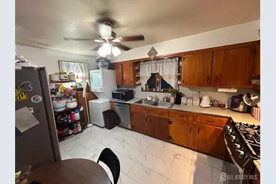 129 Hampton Street, Metuchen, NJ 08840 - Photo 28