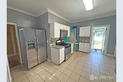 138 Washington Road, Sayreville, NJ 08872 - Photo 2