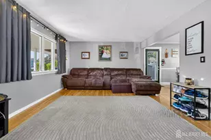 5 Jupiter Ct, Old Bridge Township, NJ 08879 - Photo 4