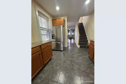 150 S Olden Avenue, Trenton, NJ 08609 - Photo 16