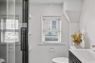 199 Grove Ave, Woodbridge Township, NJ 07095 - Photo 6