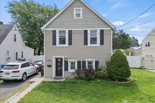 199 Grove Ave, Woodbridge Township, NJ 07095 - Photo 2