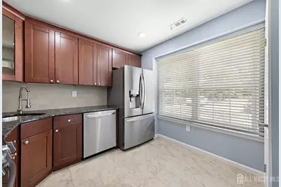 344 Constitution Circle, North Brunswick Township, NJ 08902 - Photo 4