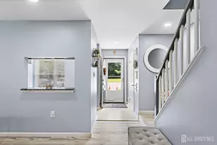344 Constitution Cir, North Brunswick Township, NJ 08902 - Photo 2