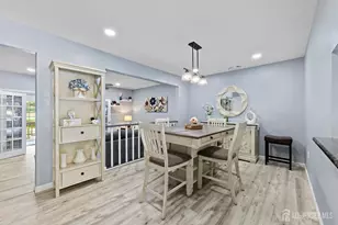 344 Constitution Cir, North Brunswick Township, NJ 08902 - Photo 6