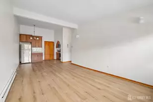 14 Hazard Pl, Elizabeth, NJ 07208 - Photo 6